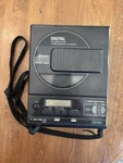 Vtg Japan Crown CD-210 1987 Portable Am / Fm Radio Player No Power 4 Repair. Fixed Price $27.87.