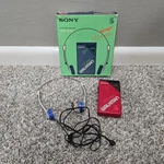 Sony SRF-20W Walkman Fm Receiver & MDR-02 Dynamic Stereo Headphones W/ Box. Fixed Price $99.95.