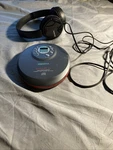 Vintage Aiwa XP-V730C Personal Cd With Sony Headphones MDR-ZX110 Model. Fixed Price $28.50.