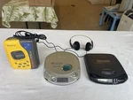 Lot (3)1-SONY Sports Walkman WM-SXF44 Cassette Player & 2-DISCMAN D-141 D-F200. Fixed Price $269.99.