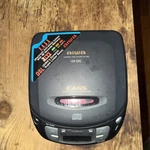 Aiwa Compact Disc Player XP-700. Fixed Price $39.99.