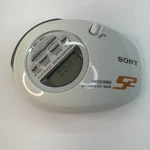 Sony SRF-M85W S2 Sports Walkman Digital Tuner Am/fm Weather Clip Radio. Fixed Price $19.99.