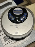 Vintage Craig Player Discman Style Personal CD2863 60 Sec Anti-skip Tested. Fixed Price $19.99.