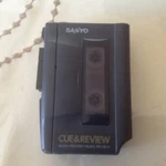 Sanyo M1019 Handheld Cassette Player Quick Cue & Review. Fixed Price $29.99.